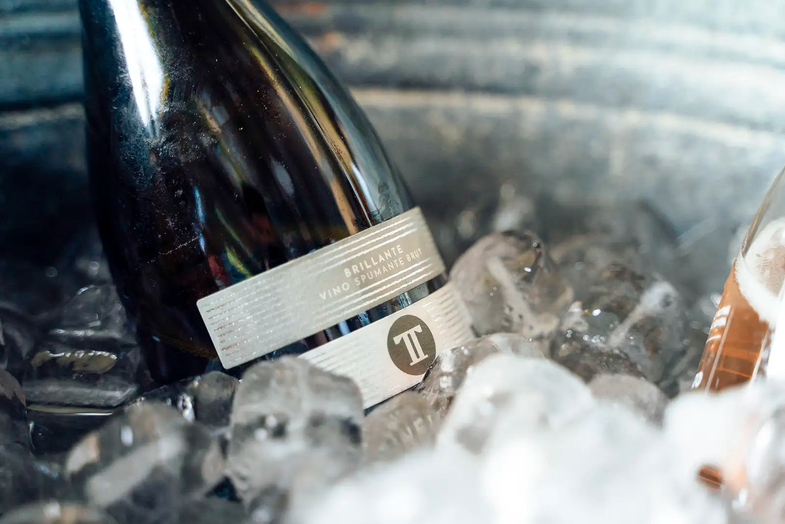 Countryside Wine Experience with Local Food and Vineyard Views - Touraround
