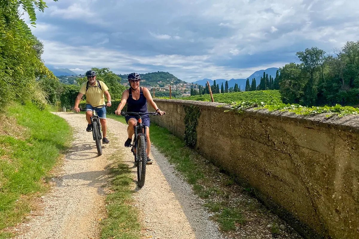 E - bike tour of the Austrian Fort with wine tasting from Pastrengo - Bike Tour - Touraround