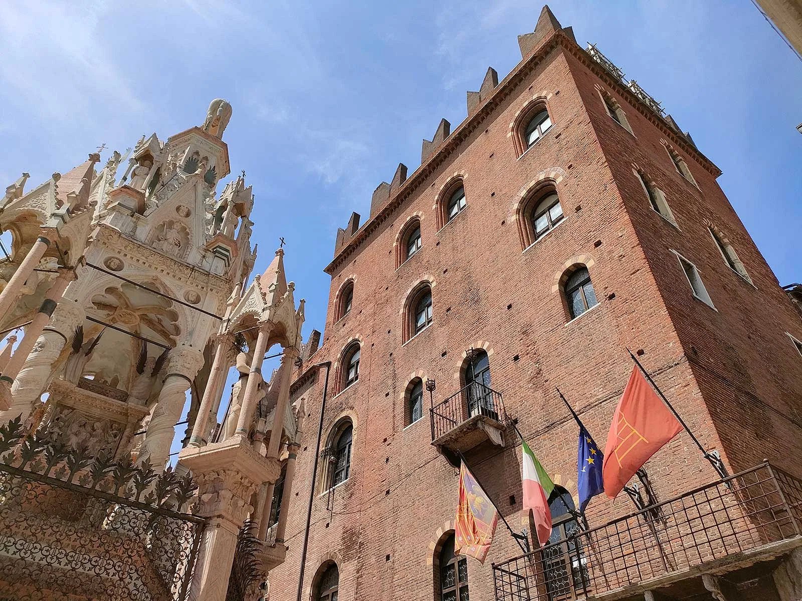 Geschichte und Geheimtipps Veronas walking tour - Walking Tour - Touraround