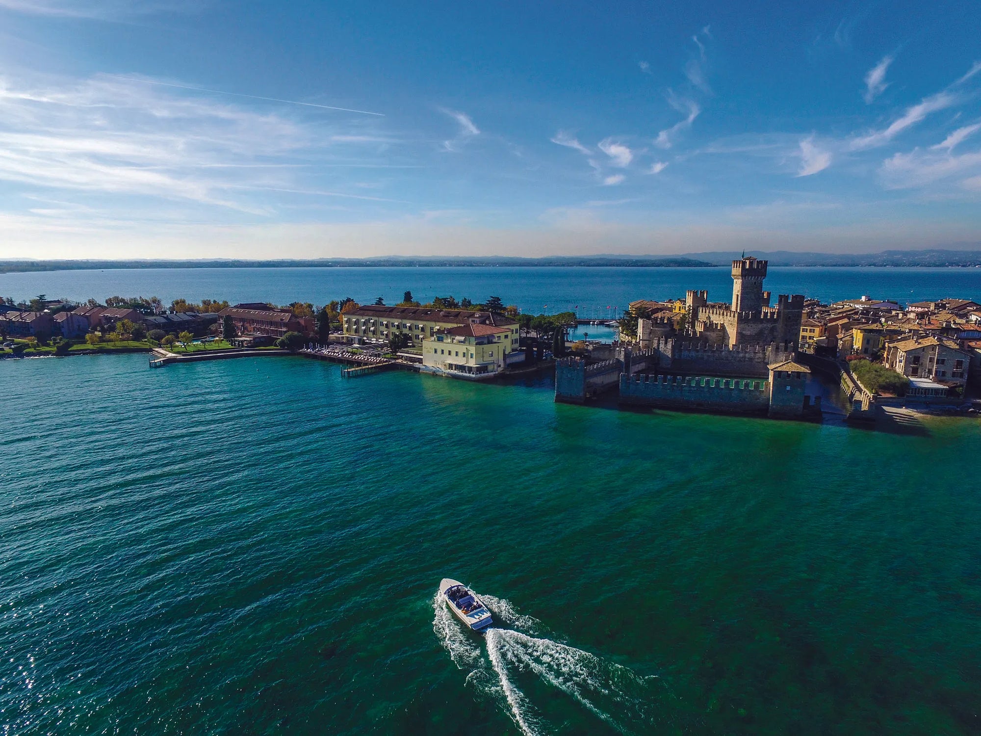 3 hours Private Boat Tour from Lazise - Touraround