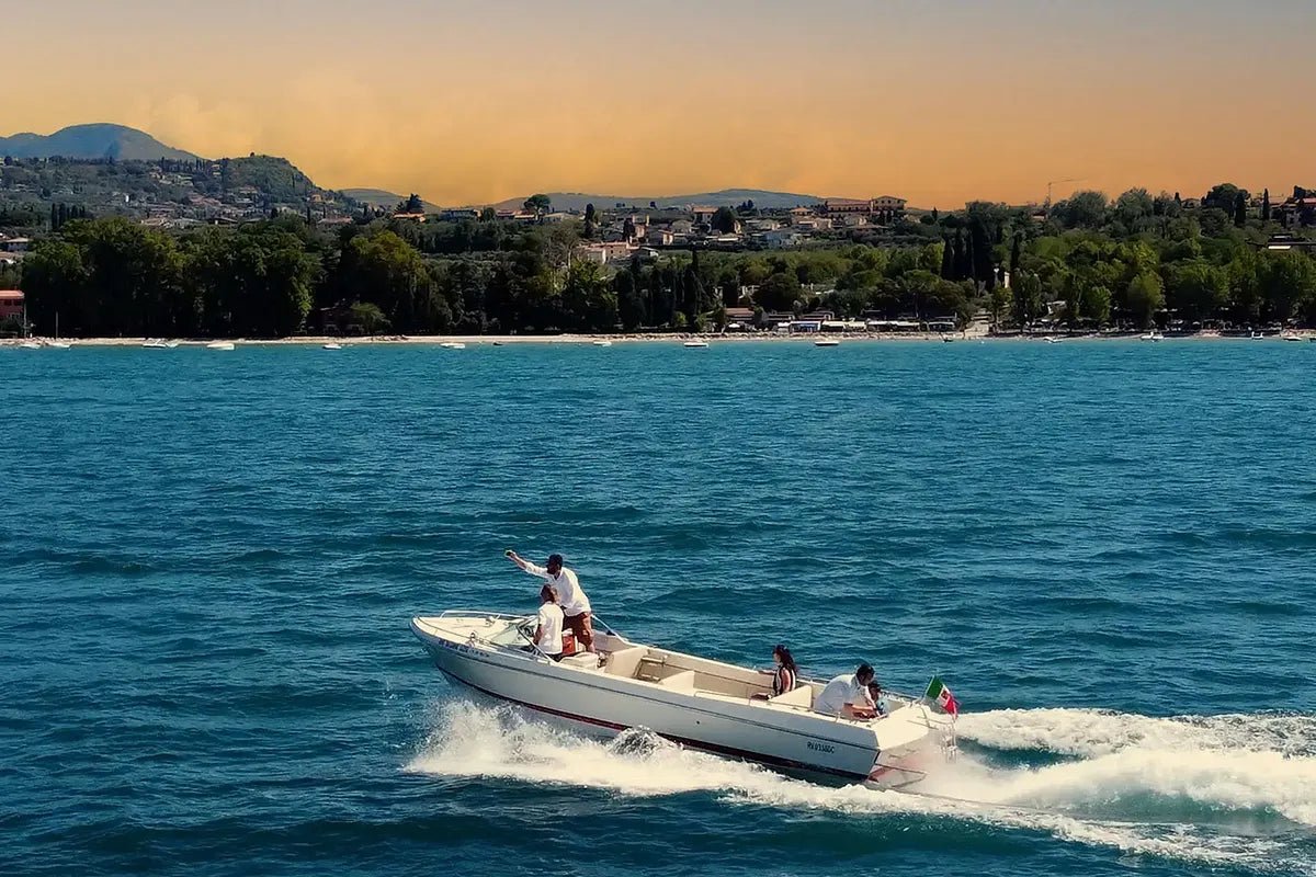 Sunset Cruise with wine aperitif from Lazise - Boat Tour - Touraround
