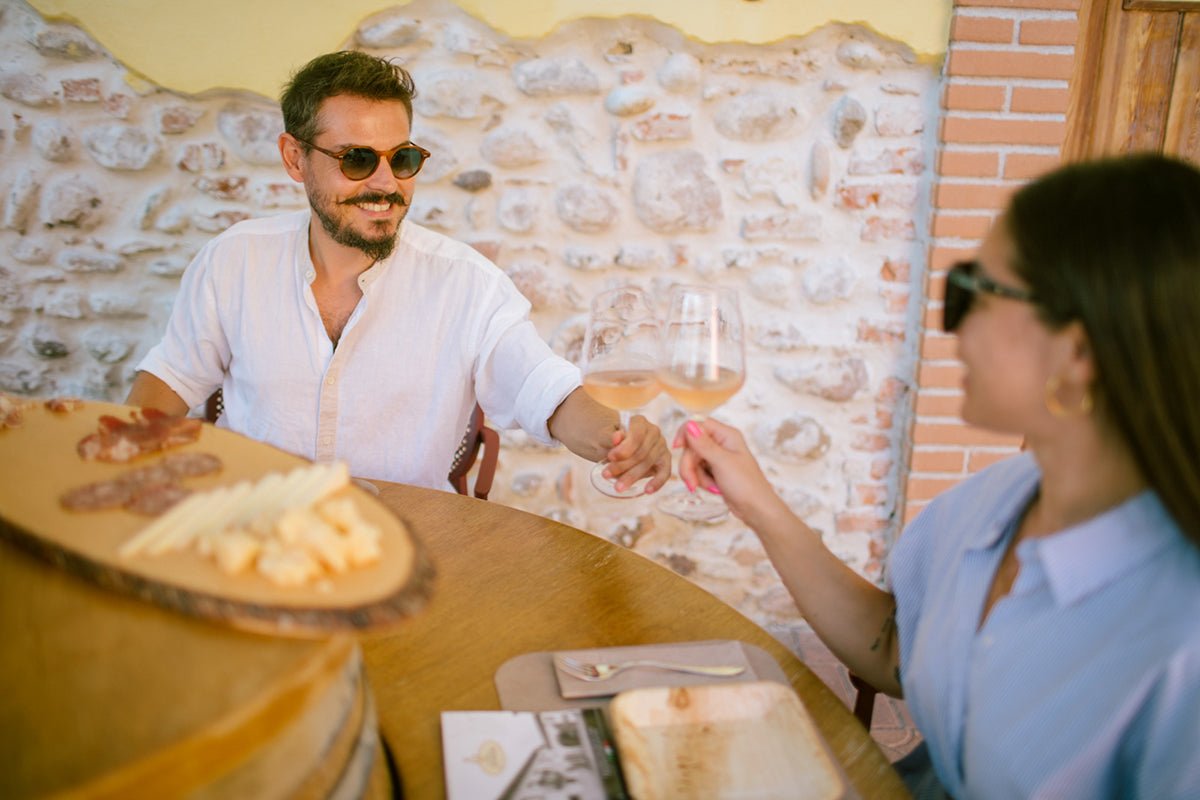 Tour and tasting of Sparkling local Wines in Valeggio - Wine Tasting - Touraround