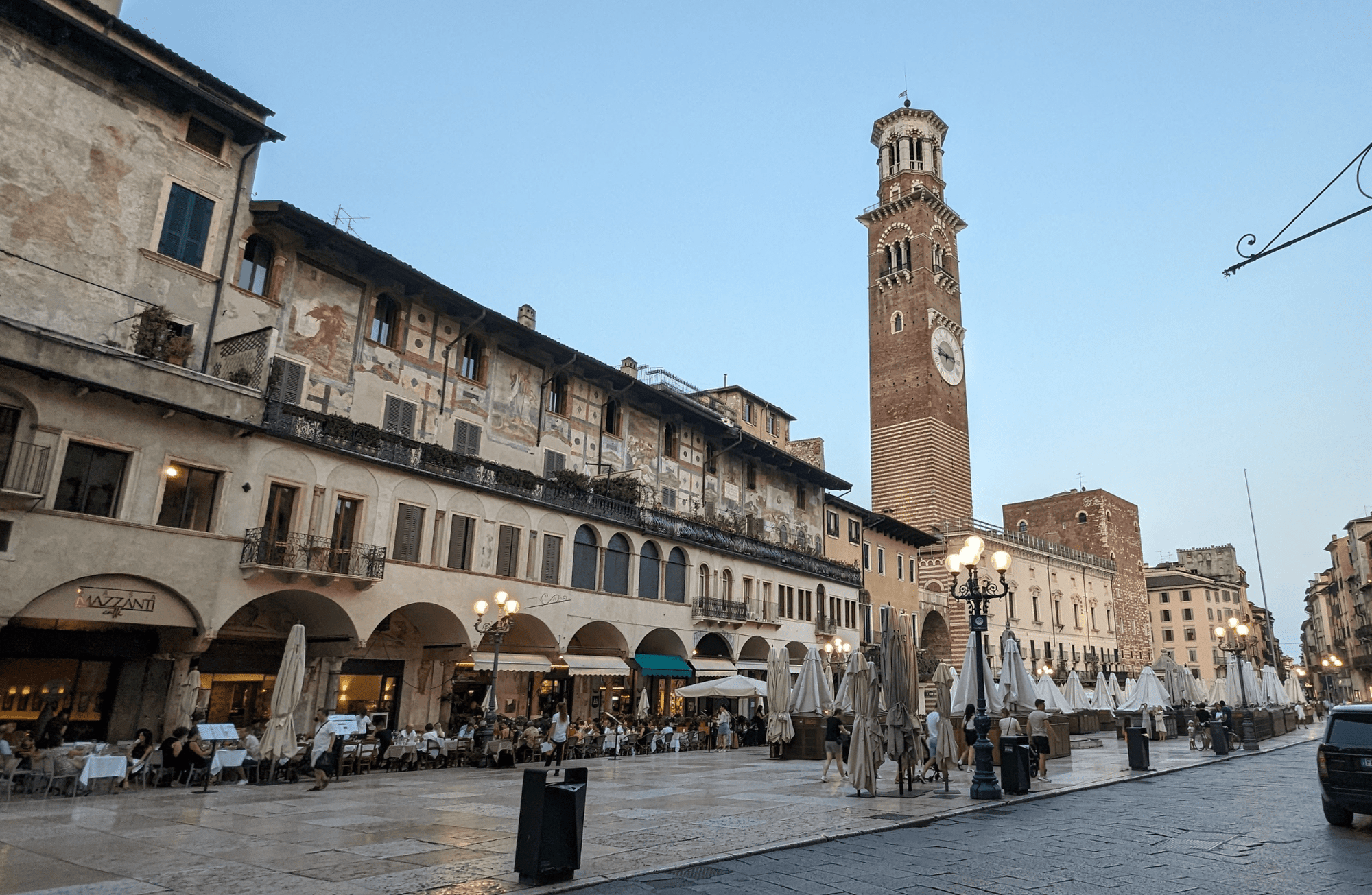 Walking Tour in Verona: 9+ Landmarks with Live Guide - Walking Tour - Touraround