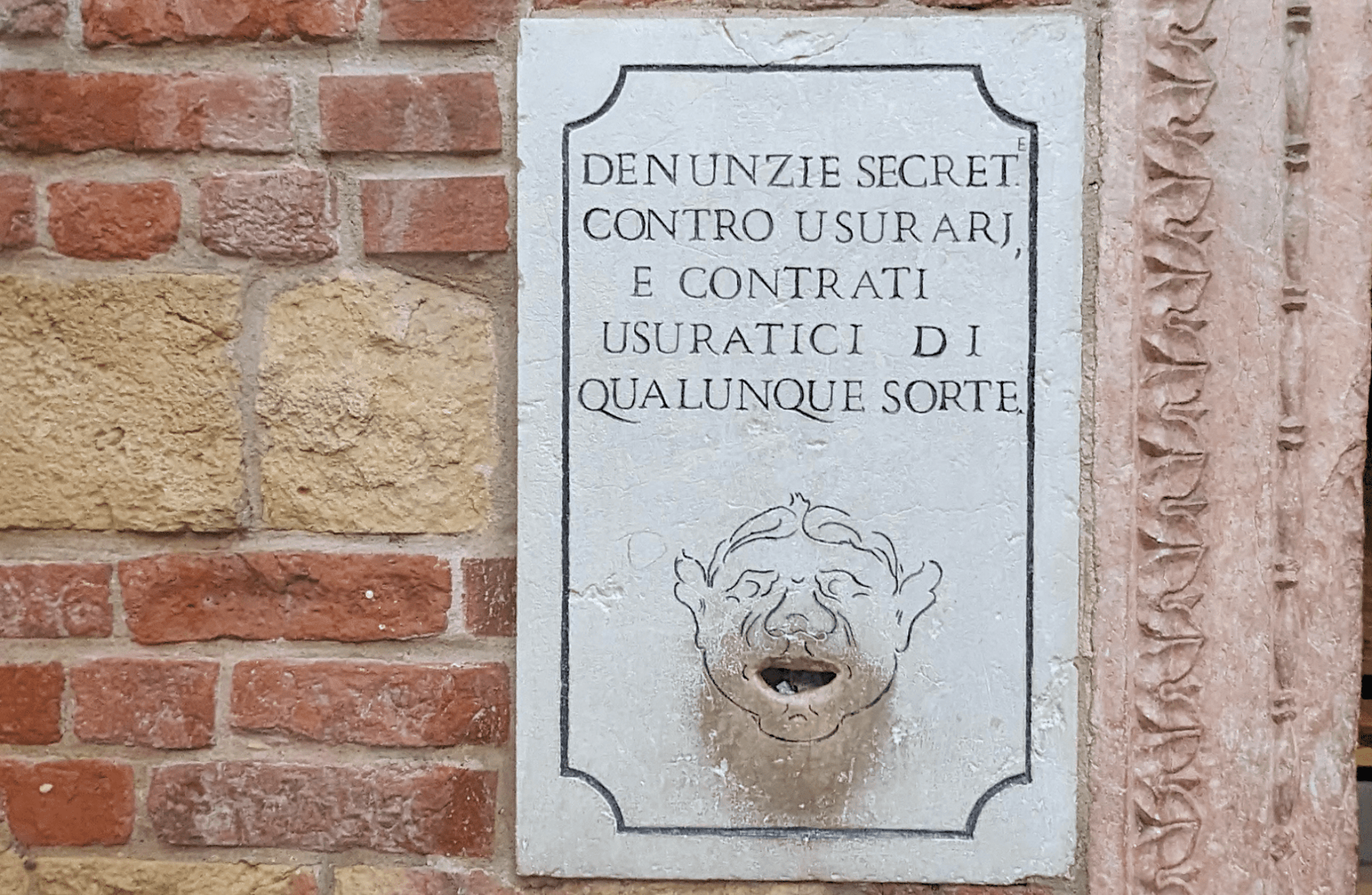 Walking Tour in Verona: 9+ Landmarks with Live Guide - Walking Tour - Touraround