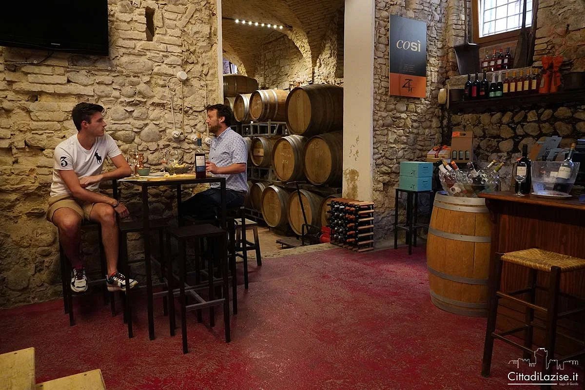 Wine Tasting in Historical Center of Lazise - Wine Tasting - Touraround