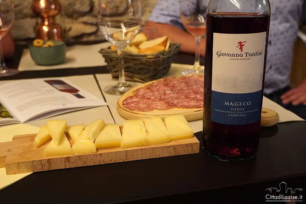 Wine Tasting in Historical Center of Lazise - Wine Tasting - Touraround
