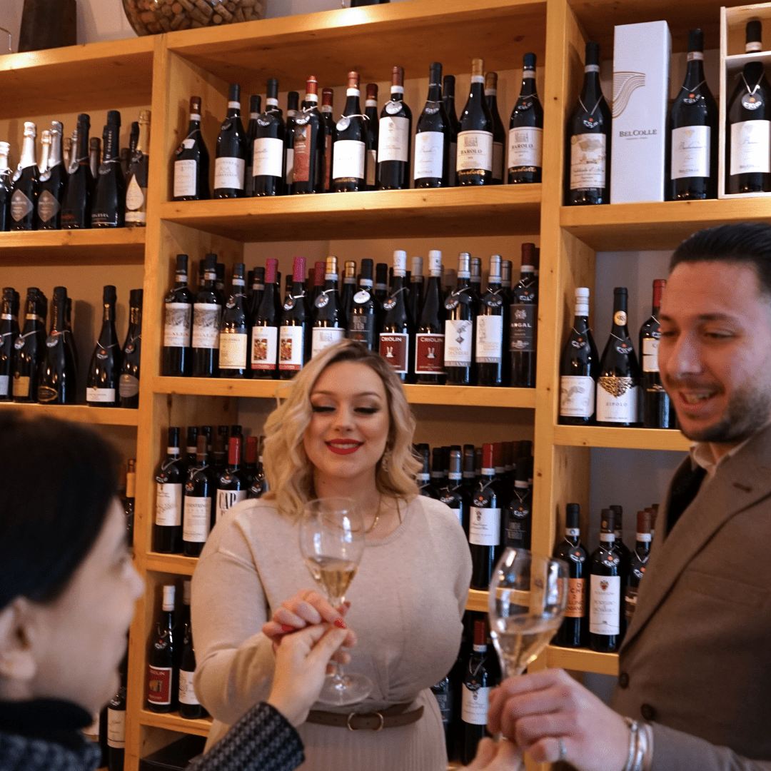 Wine Tasting near Royal Palace of Turin with Food Platter - Wine Tasting - Touraround