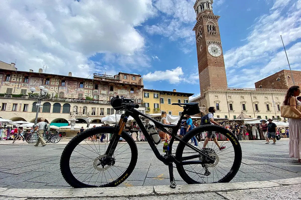 Bike tour from Lazise to Verona, the City of Love - Touraround