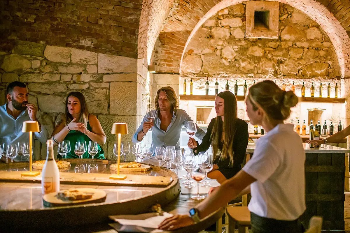 E - bike tour of the Austrian Fort with wine tasting from Pastrengo - Bike Tour - Touraround