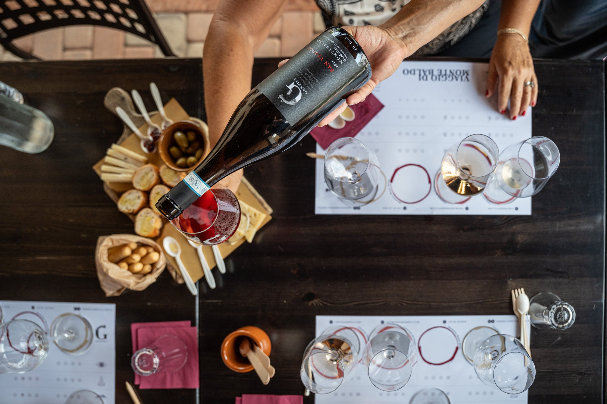 E-bike tour with wine tasting from Caprino Veronese - Touraround